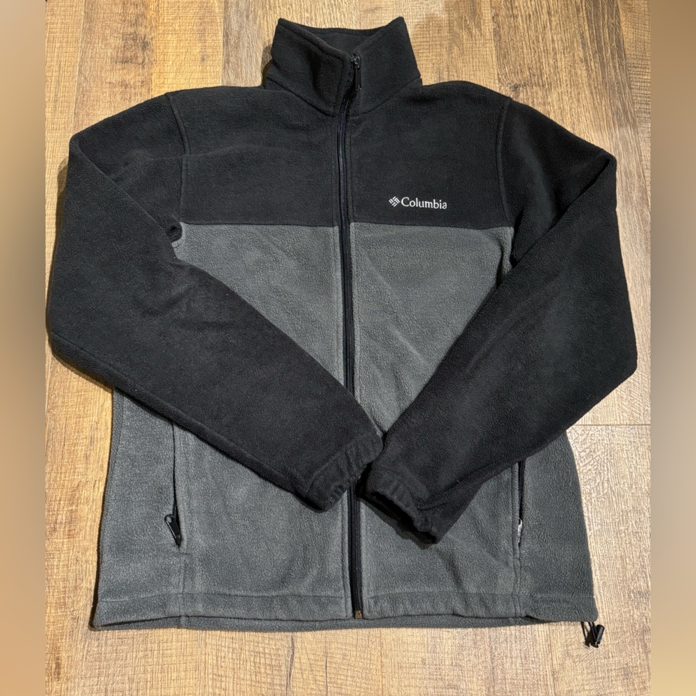 Columbia Medium Zip Up Fleece